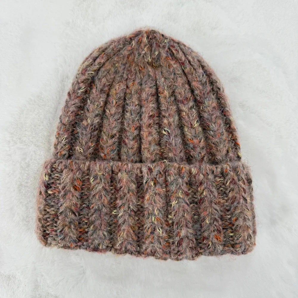 Norla Canada Beanie Hat Womens OS Multi Color Wool Blend‎ Ribbed Knit Canada